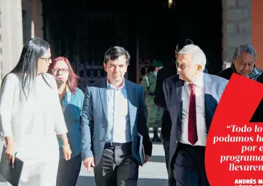  ?? /CORTESÍA PRESIDENCI­A ?? Ariadna Montiel con Jesús Ramírez y Andrés Manuel López Obrador