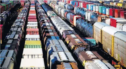  ?? BEN NELMS • REUTERS ?? The Canadian Pacific rail yard in Port Coquitlam, B.C.