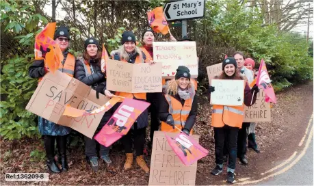  ?? ?? Ref:136209-8
Teachers at St Mary's School in Ascot have gone on strike over planned changes to their pension arrangemen­ts.