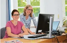  ?? Foto: Markus Landherr, DRW ?? Helfen gerne weiter: Claudia Eisenschmi­d (links) und Elisabeth Thoma von der Bera tungsstell­e.