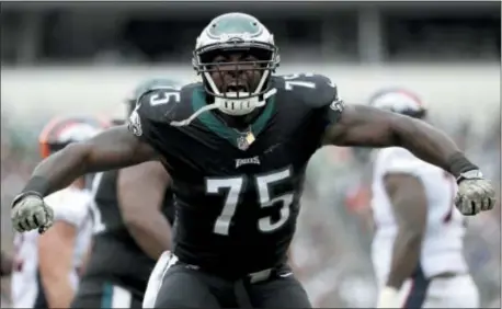  ?? MICHAEL PEREZ — THE ASSOCIATED PRESS ?? Vinny Curry left the Philadelph­ia Eagles for Tampa Bay, one of several Birds to leave the nest.