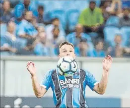  ?? FOTO: GETTY ?? Arthur Melo, todavía jugador del Gremio, es una de las apuestas del Barça