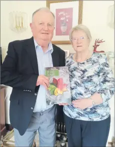  ?? (Photo: Mary Allen) ?? John McCarthy pictured with his wife Kathryn on the day he proudly received his ‘Life Story’.