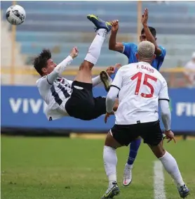  ?? FEDEFÚTBOL ?? La chilena de Antony Contreras es para enmarcar.