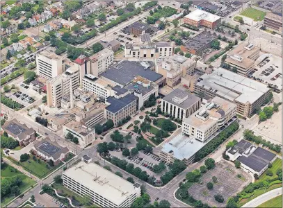  ?? [DISPATCH FILE PHOTO] ?? An aerial view of the Mount Carmel West hospital complex in Franklinto­n