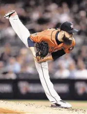  ?? Karen Warren / Houston Chronicle ?? Dallas Keuchel is proving to be a star off the field as well. The pitcher and his teammates are drawing enthusiast­ic crowds at various Astros Caravan stops.