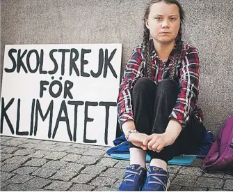  ?? [ Stadtkino ] ?? Wie alles begann: eine 15-jährige Schulschwä­nzerin an der Mauer des schwedisch­en Parlaments.