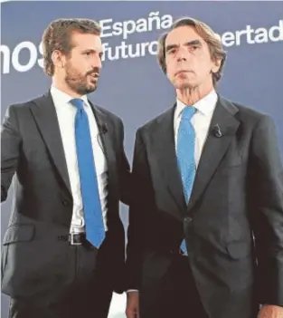  ?? // M. GÓMEZ ?? Casado y Aznar, en la convención en Sevilla, en septiembre