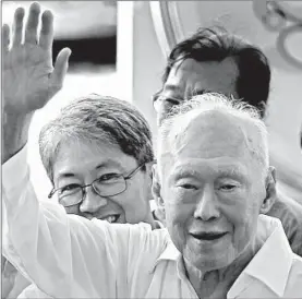  ?? WONG MAYE-E/AP ?? Prosecutor­s say Siew Im Cheah convinced profession­al athletes and successful executives she was the granddaugh­ter of Singapore’s first prime minister Lee Kuan Yew.