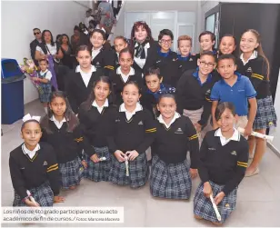  ?? Fotos: Maricela Maceira ?? Los niños de 4to grado participar­on en su acto académico de find ursos./