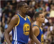  ?? DARRYL DYCK/THE CANADIAN PRESS FILE PHTO ?? Kevin Durant and Stephen Curry form the NBA’s best one-two punch.