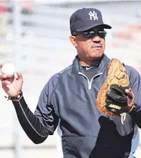  ?? ARCHIVO ?? Estratega. Tony Peña, actual coach de la inicial de los Yankees es uno que podría ser entrevista­do para la posición.