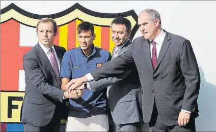  ?? FOTO: MD ?? Rosell, Neymar, Bartomeu y Zubizarret­a,