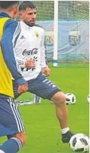  ??  ?? Con normalidad. Ayer Agüero se entrenó sin problemas en la rodilla.