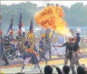  ??  ?? (From left) Indian Navy personnel performing live demos; ‘Gatka’ performanc­e by defence personnel and skills of a dog squad being demonstrat­ed during the DefExpo at Gomti riverfront in Lucknow on Wednesday.