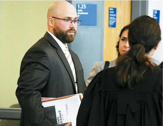  ??  ?? L’agent Guillaume St-Louis devrait témoigner pour sa défense le 1er février prochain, au palais de justice de Joliette.