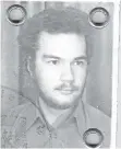  ??  ?? Grünen-Ratsherr Dietmar Wolf: sein Führersche­in-Foto 1978
