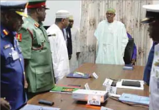  ??  ?? Buhari (middle) with security chiefs at a meeting