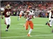  ?? RON SCHWANE — THE ASSOCIATED PRESS ?? Damon Sheehy-Guiseppi returns a punt 86 yards for a touchdown during the Browns’ victory over the Redskins on Aug. 8.