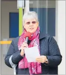  ?? LVN050917j­bhinemoa2 ?? Horowhenua Kids, Teens and Families Trust chairperso­n Diana Posthuma welcomes visitors to the new hall.