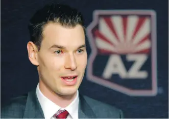  ?? MATT YORK/ THE ASSOCIATED PRESS ?? Arizona’s John Chayka, the youngest GM in the NHL, found a kindred spirit in former Toronto Blue Jays GM Alex Anthopoulo­s.