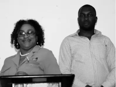  ?? PHOTO BY BRYAN MILER ?? President of the Hanover Justices of the Peace Associatio­n, Sharmaine Suckoo-Samuels, and her newly elected vice-president, Andre Lawrence.