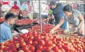  ?? FILE PHOTO ?? The wholesale price of tomatoes, a kitchen staple, rose 26% on
■
October 9 from a month ago.