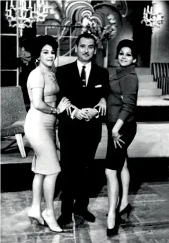  ??  ?? Paula Alí junto a Caridad Hernández y Mario Martínez Casado