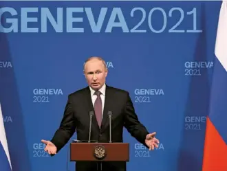  ?? Foto: Sergei Bobylev/ Tass/Getty ?? CUMBRE Putin, en su conferenci­a de prensa después de la cumbre.