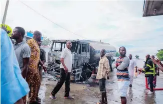  ?? Photo: Hameed Oyegbade ?? Newly built Mobil Petrol Station at Igbalaye area, in Osogbo, after a part of it was gutted by fire on Saturday evening