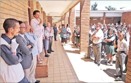  ??  ?? SURPRISE: The MEC for Education, Martha
Bartlett, accompanie­d by stakeholde­rs from the Department of Transport, Safety and Liaison and the SAPS, embarked on an unannounce­d visit to NJ Heyns High School, which focused on school safety and staying safe...