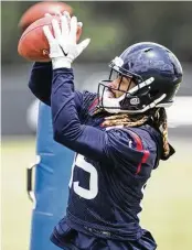  ?? Brett Coomer / Houston Chronicle ?? Will Fuller dropped five passes as a rookie during the 2016 regular season as well as a potential touchdown reception in the playoff loss at New England.