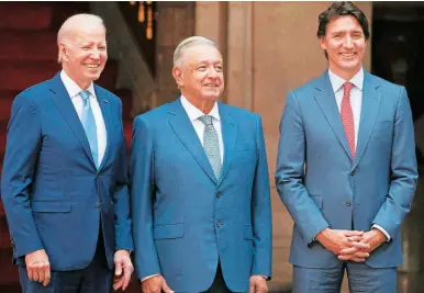  ?? ?? CUMBRE. Joe Biden, Andrés Manuel López Obrador y Justin Trudeau en la reunión.