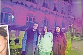  ?? ?? Jessica’s mum Lindsey and friend Libby with MSP Monica Lennon