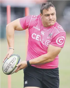  ?? Picture: Gallo Images ?? WELCOME RETURN. Coenie Oosthuizen is back in the fold for the Sharks after being out due to injury.