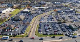  ?? FILE ?? The Matt Castrucci Auto Mall had proposed to move from Mall Park Drive north of the Dayton Mall to Byers Road west of the mall and Interstate 75. The rezoning request for the plan has been approved by Miamisburg City Council.