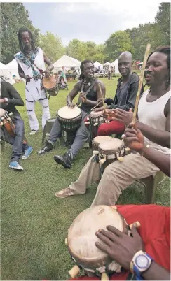  ?? RP-F: BS ?? Vom 2. bis zum 4. August finden im Ulenberg Park wieder die Afrika-Tage statt. Bands und Künstler bringen dem Publikum die afrikanisc­he Kultur näher.