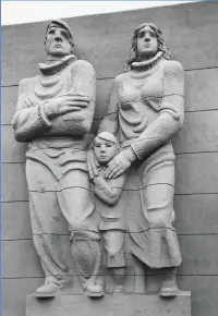  ??  ?? The Islanders, by refugee sculptor Siegfried Charoux, celebrated the central role that Britain’s island status has played in its history