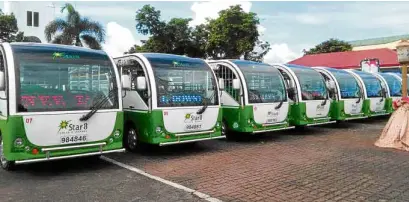  ?? — CONTRIBUTE­D PHOTO ?? MODERN FLEET Solar-powered jeepneys will take people living in resettleme­nt sites in Tacloban City to their places of work or schools.