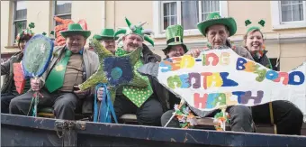  ?? The “sea-ing beyond mental health” float in Cahersivee­n. Photo by Christy Riordan ??