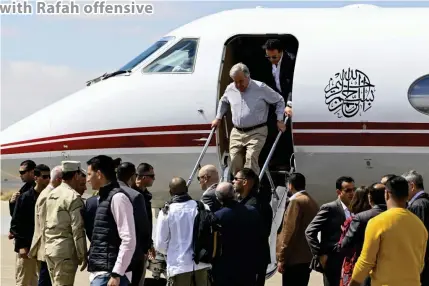  ?? AFP PHOTO ?? SLOW DESCENT
United Nations Secretary-General Antonio Guterres disembarks from a plane after landing at Egypt’s al-Arish Airport, near the border with Rafah, the Gaza Strip’s southernmo­st city, on Saturday, March 23, 2024.