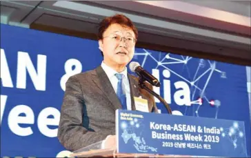  ?? YONHAP NEWS AGENCY/THE KOREA HERALD ?? Joo Hyung-chul, who chairs Presidenti­al Committee on the New Southern Policy.