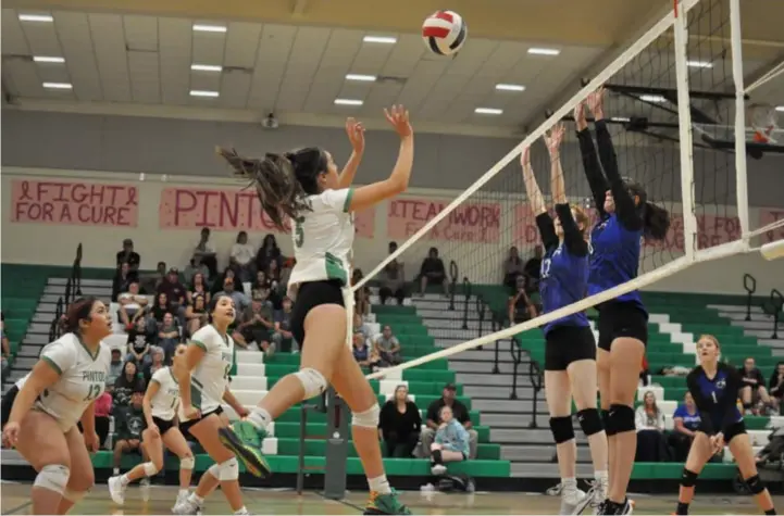  ?? ?? Moriarty's Sophia Marez, No. 5, going up to return a volley against East Mountain, Oct. 1, 2022. Photo by Ger Demarest.