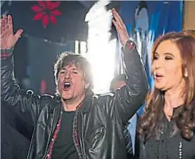  ?? (TÉLAM / ARCHIVO) ?? Elegidos. Amado Boudou, junto a Cristina Fernández de Kirchner, en los festejos de la reelección de 2011.