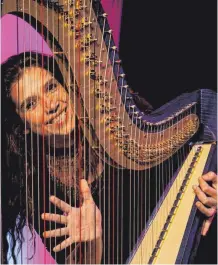  ?? FOTO: BRAGA ?? Cristina Braga zählt zu den wichtigste­n Harfenisti­nnen in Südamerika. Sie kommt am 24. Februar nach Reimlingen.