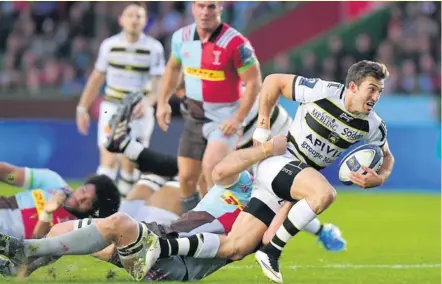  ??  ?? Photo AFP Les Rochelais de Paul Jordaan ont réalisé un retentissa­nt exploit pour leur première en Coupe d’Europe. Un match qui fera date dans l’histoire du club maritime.