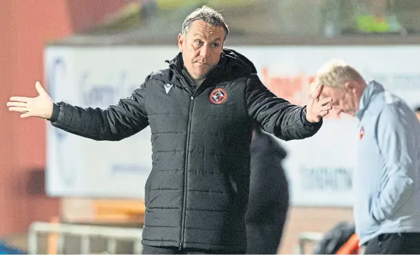  ??  ?? NEW TARGET: Dundee United boss Micky Mellon says the team’s top-six dream may be over but they’re ready to attack the Scottish Cup campaign.