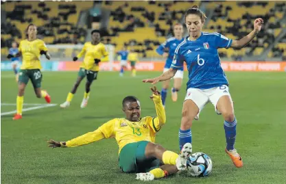  ?? Above: Manuela Giugliano of Italy is tackled by Bambanani Mbane of South Africa during the Fifa Women’s World Cup Australia & New Zealand 2023 Group G match between South Africa and Italy in Wellington, New Zealand, on 2 August 2023; Below: US soccer play ?? Gender informatio­n and perceived quality: an experiment with profession­al soccer performanc­e,