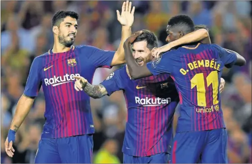  ??  ?? BUENA SINTONÍA. Suárez, Messi y Dembélé son las armas que tiene el Barcelona en el ataque para tratar de conquistar todos los títulos.