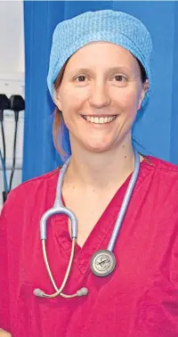  ?? ?? Encouragin­g Dr Helen Tyler, NHS Forth Valley consultant in anaestheti­cs and intensive care medicine and clinical lead for organ donation